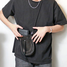 画像をギャラリービューアに読み込む, ITUAIS TAURILLON COMPACT WALLET  イトゥアイス コンパクトウォレット  (ブラック)