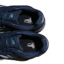 Load image into Gallery viewer, New Balance 990v5 (Kids) New Balance Sneakers (NAVY)