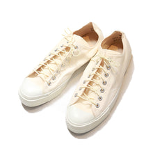 Load image into Gallery viewer, DEADSTOCK US MILITARY SHOES 70s-80s MINER INDUSTRIES company made US Army Converse dead stock army military shoes
