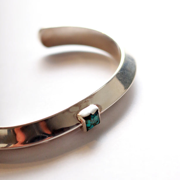 Sunku Triangle Bangle (L) W/Turquoise サンク シルバーバングル