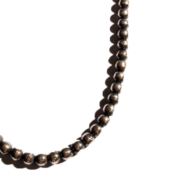 ERICKA NICHOLAS BEGAY NAVAJO PEARL (8mm-50cm) [ENB 4-10] – TSUGU