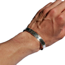 画像をギャラリービューアに読み込む, ERICKA NICHOLAS BEGAY エリッカニコラスビゲイ シルバー バングル【ENB FL Brace 2-5】