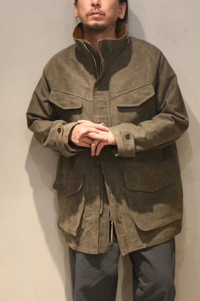 大人の風格を纏う──ヴィンテージ感漂うモールスキン・フィッシャーマンコート