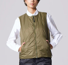 Load image into Gallery viewer, TAION MILITARY ZIP VNECK DOWN VEST &lt;MILITARY LINE&gt;
