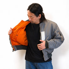 将图片加载到图库查看器，B TOKYO × TOYS McCOY MA-1 ビー・トウキョウ × トイズマッコイ フライトジャケット [BT194-MJ03-031-65]

