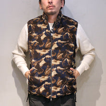 将图片加载到图库查看器，TAION タイオン ミリタリー リバーシブル ハイネック ダウンベスト（BLACK×PAINT）[R002BML]
