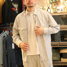 Load image into Gallery viewer, Porter Classic - ROLL UP GINGHAM CHECK SHIRT Porter Classic Roll Up Gingham Check Shirt - NAVY [PC-016-1544]
