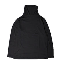 Load image into Gallery viewer, Porter Classic PEACE COTTON TURTLENECK ポータークラシック ピース コットン タートルネック （BLACK）[PC-006-2043]
