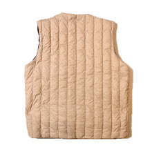 Load image into Gallery viewer, TAION MILITARY ZIP VNECK DOWN VEST &lt;MILITARY LINE&gt;
