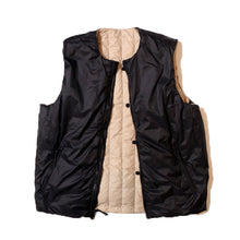 Load image into Gallery viewer, TAION MILITARY ZIP VNECK DOWN VEST &lt;MILITARY LINE&gt;
