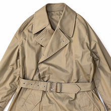 画像をギャラリービューアに読み込む, copano86 Single-Sleeve Tie-Locken Trench Coat コパノ 一枚袖タイロッケン型トレンチコート [CP26AWCO-02]
