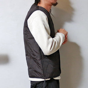 TAION MILITARY V NECK BUTTON DOWN VEST ＜MILITARY LINE＞ - タイオン ミリタリー Vネックダウンベスト ＜ミリタリーライン＞（BLACK）[TAION-001BML-1]