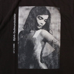 JOHNBUL Bjork Tシャツ（ホワイト）（チャコールグレー）[JT252C01]