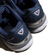将图片加载到图库查看器，New Balance 990v5（儿童）New Balance 运动鞋（海军蓝）
